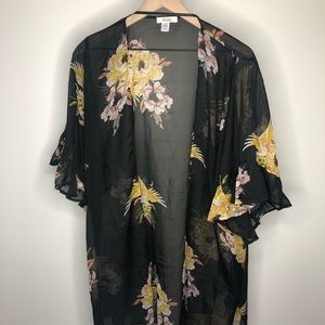 🚨 LAST DAY! 🚨Flowy kimono
